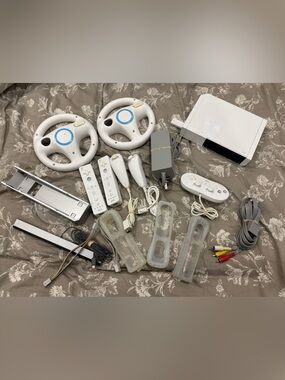 Nintendo Wii Modded Accessories Included